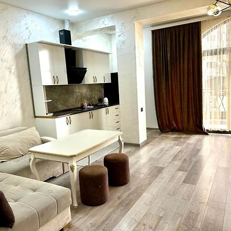 New Apartment In Downtown Erywań Zewnętrze zdjęcie