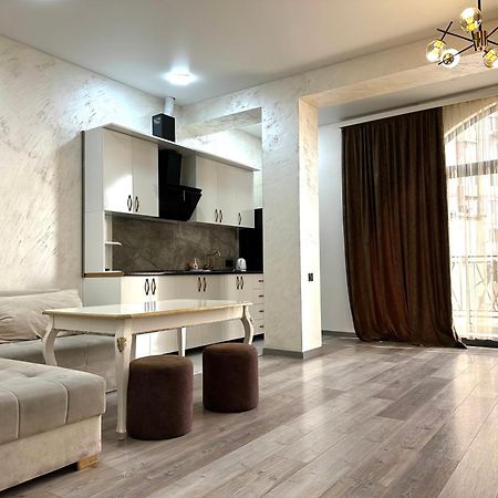 New Apartment In Downtown Erywań Zewnętrze zdjęcie
