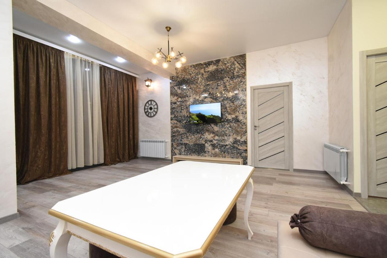 New Apartment In Downtown Erywań Zewnętrze zdjęcie