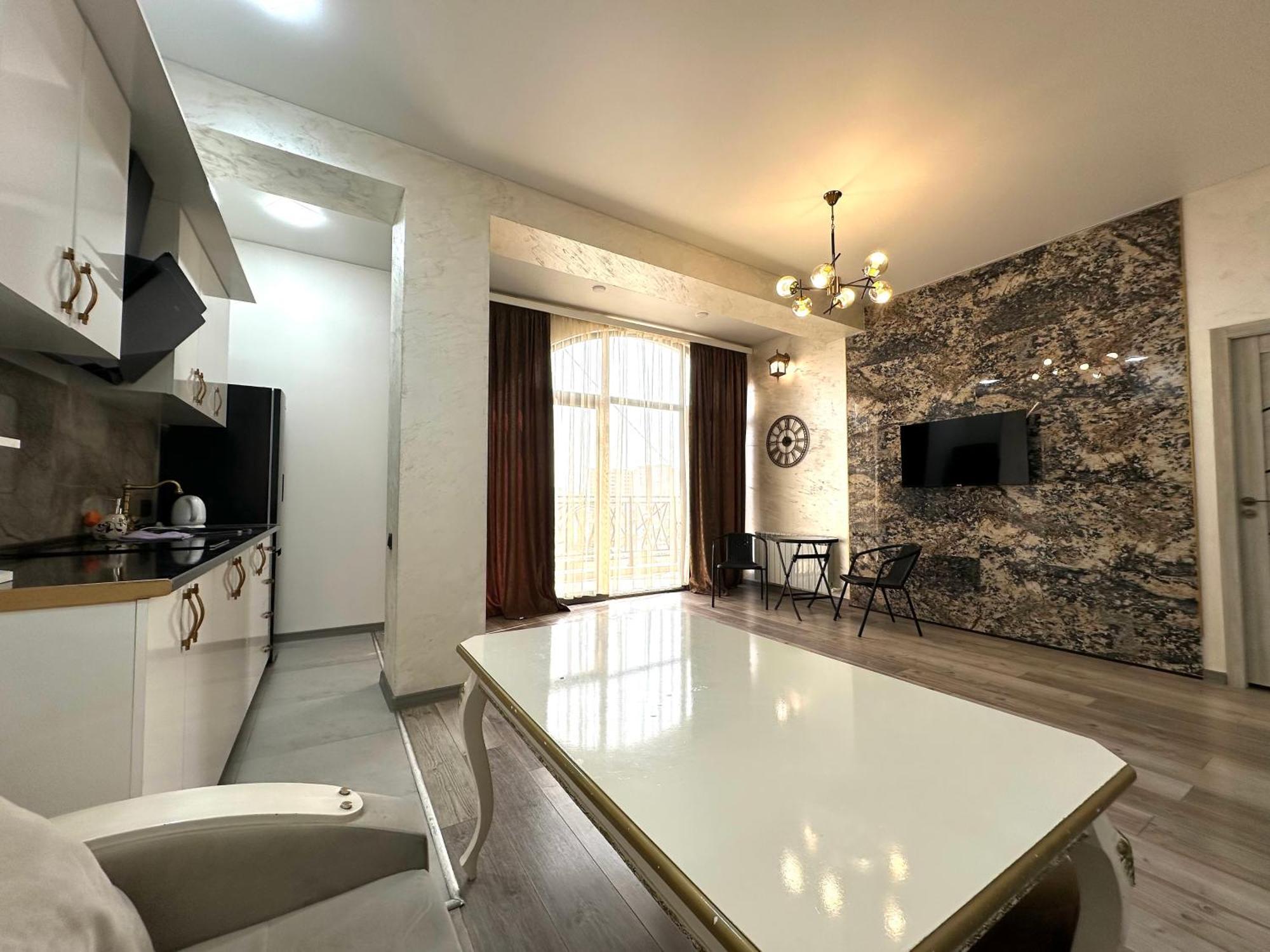 New Apartment In Downtown Erywań Zewnętrze zdjęcie